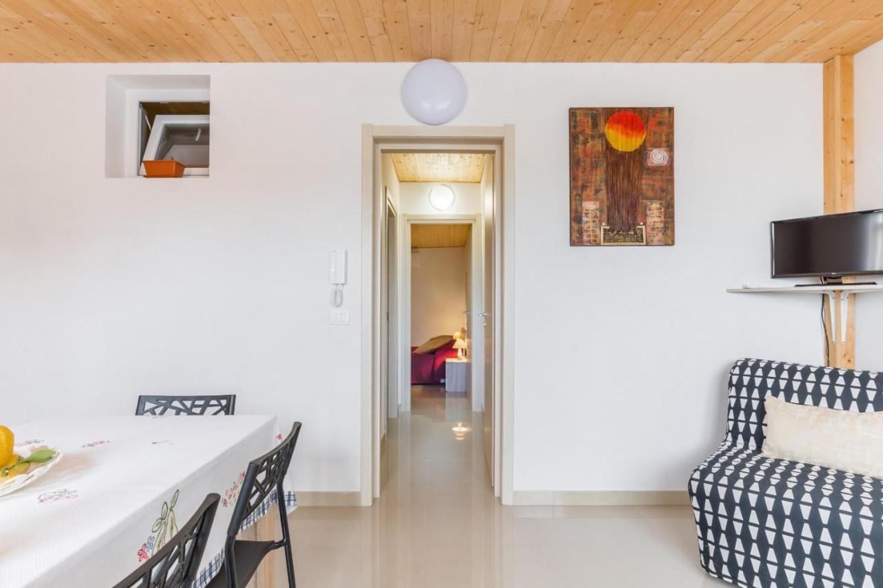 Sasha'S Villa Avola Eksteriør billede